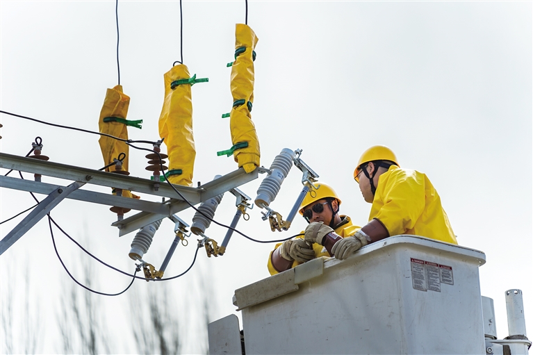 带电作业助力春耕