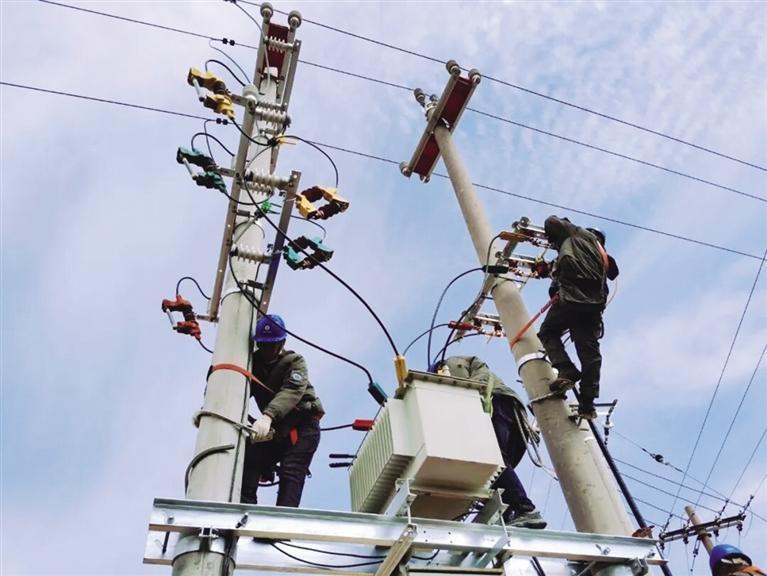 从烟熏火燎到清洁供暖   
1.41亿元“煤改电”工程暖了百姓心